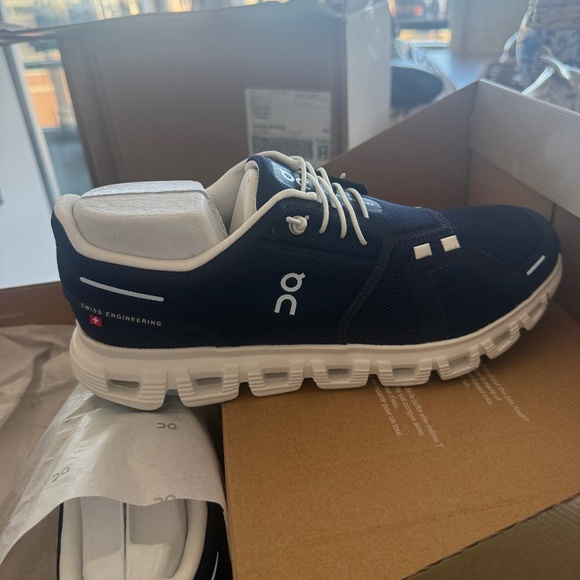 Mens 8.5 Cloud 6 Midnight/White